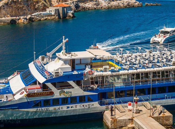 Three Islands Cruise from Athens
